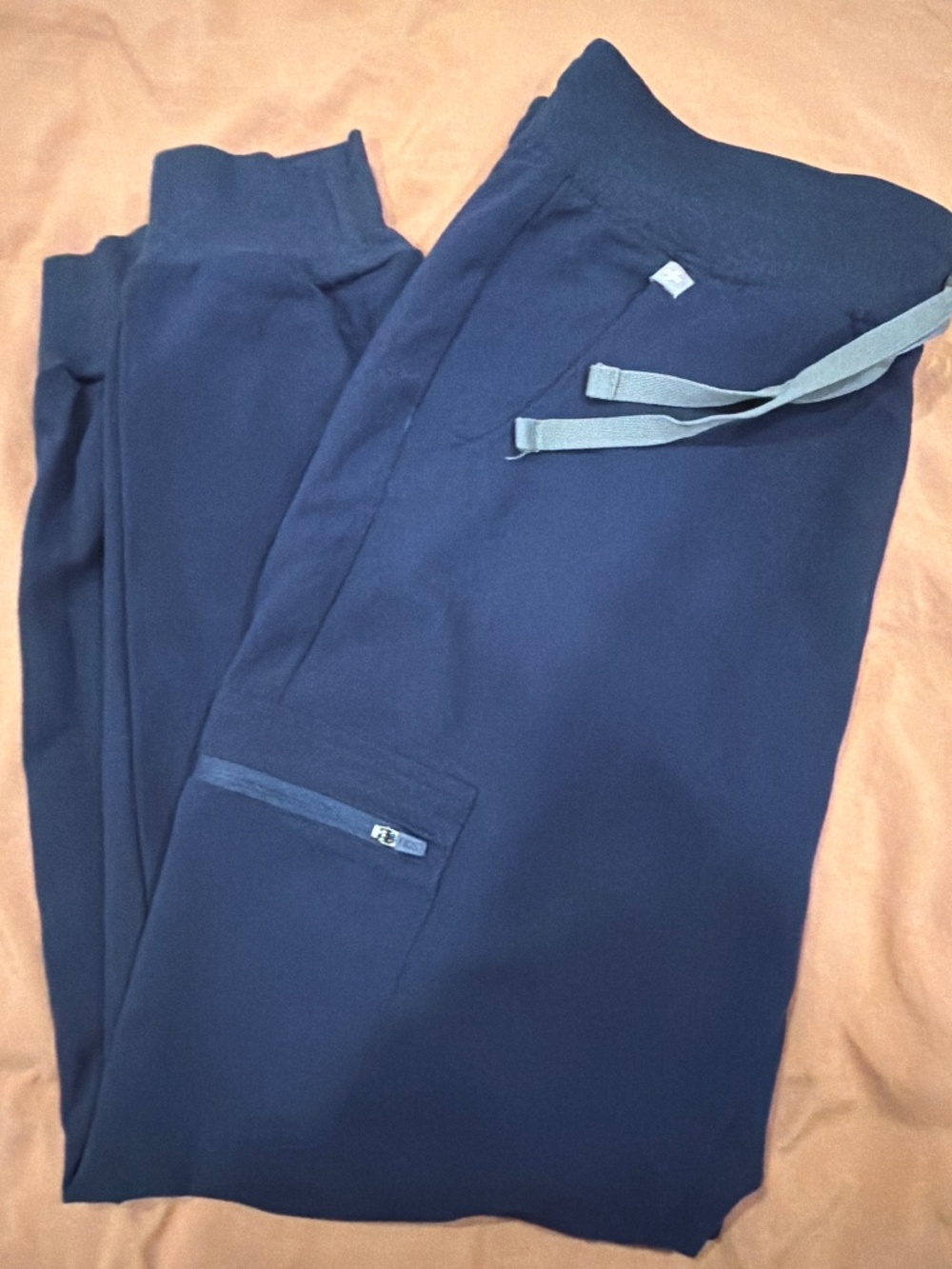 Like new S Navy Figs Joggers